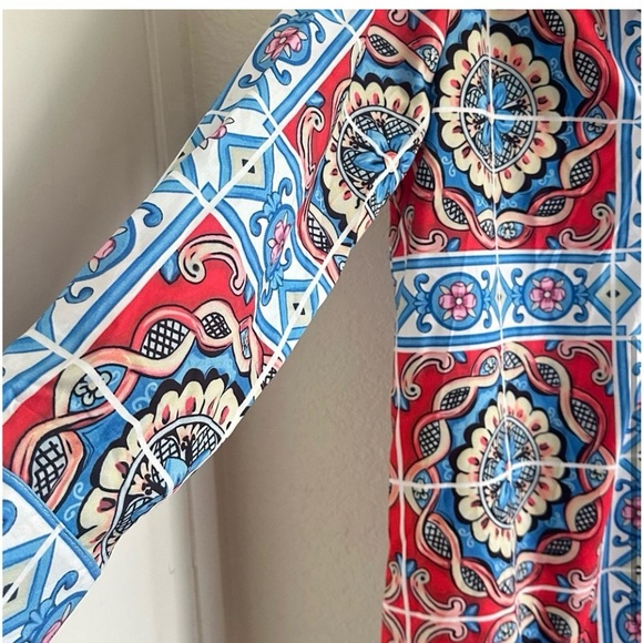 Fun Print Belted Button-Down Dress small - Picture 6 of 6